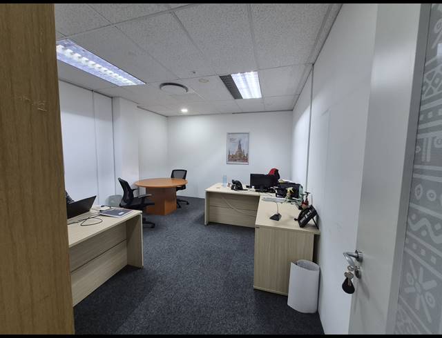 260M² OFFICE TO LET IN SANDTON CENTRAL